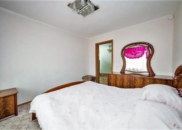 On Dzerzhinskogo Apartment