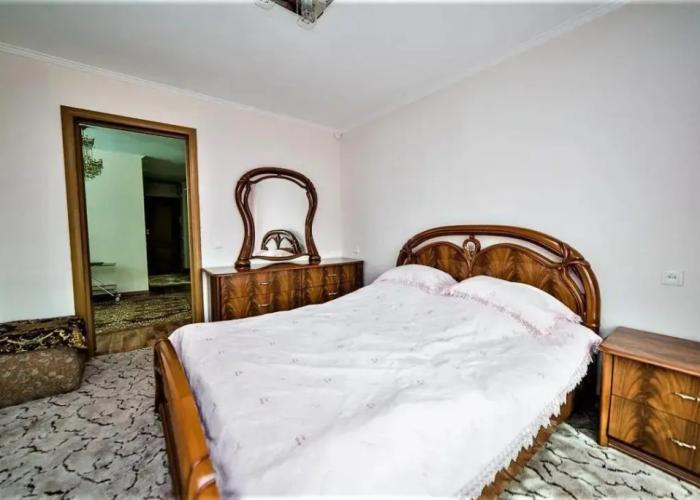 On Dzerzhinskogo Apartment