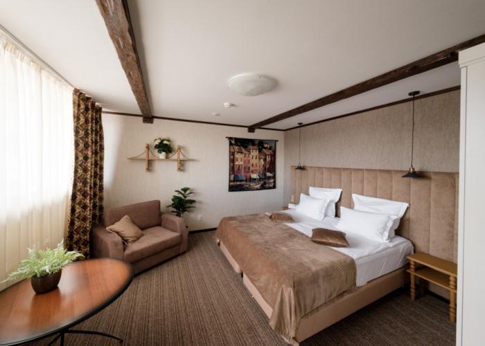 Gostinichnyj kompleks Gubernskij Hotel