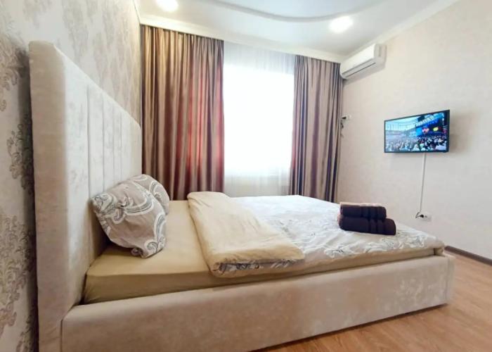 Na ulice Novorossiyskaya 75 Apartments