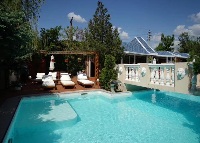 Hotel Gostinichnyij Kompleks Aleksandr