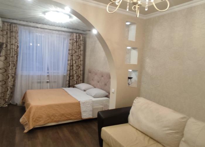 Shikarnaya Kvartira V Tsentre Flat