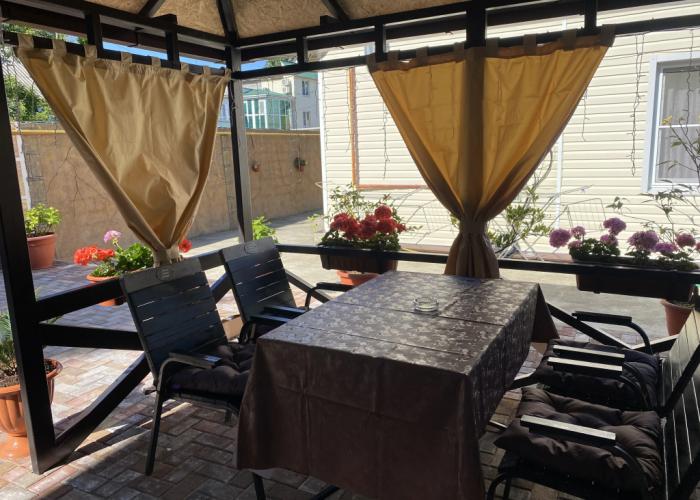 Valentina Guest House