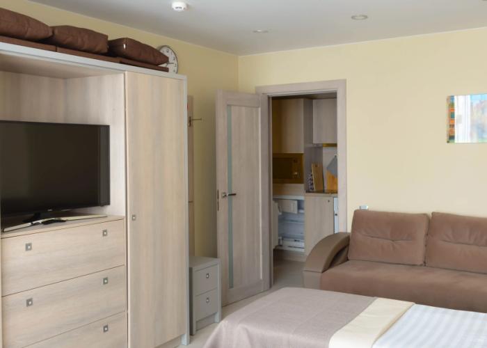 Meridian Apart 1106-1 Apartments