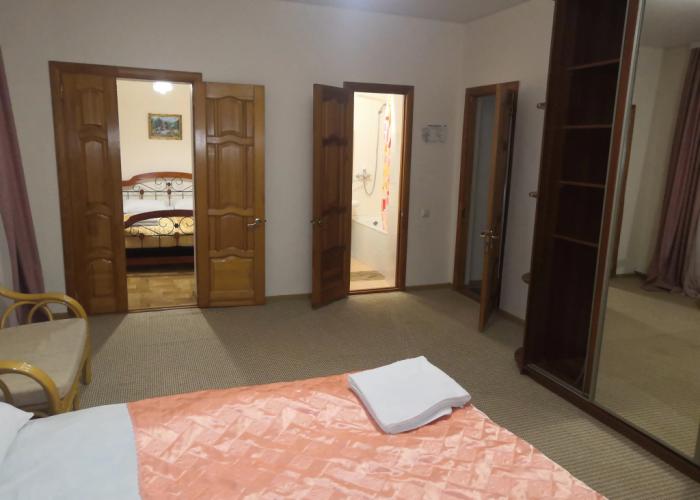 Alpenkhauz Hotel