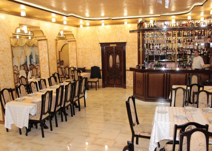 Kristall Hotel