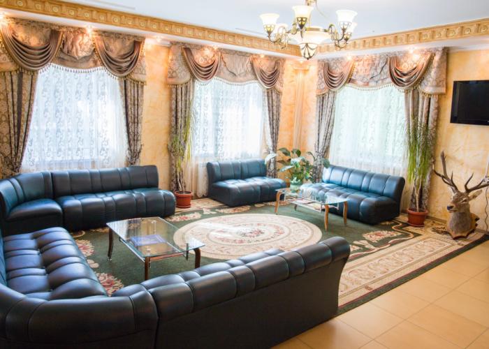 Kristall Hotel