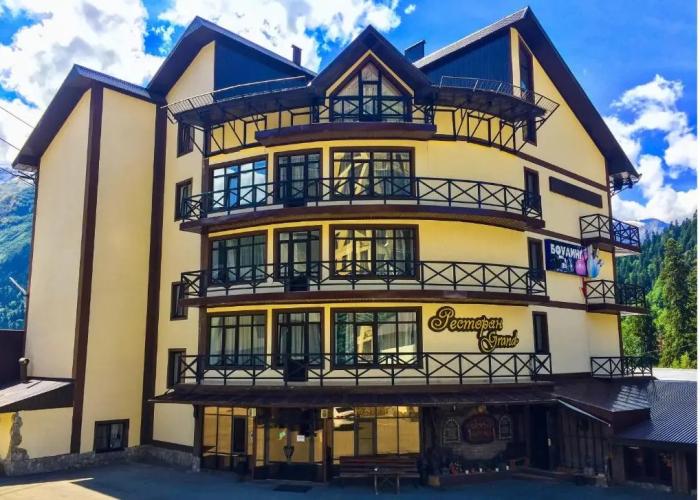 Gostinichny Kompleks Grand-Hotel Resort Hotel