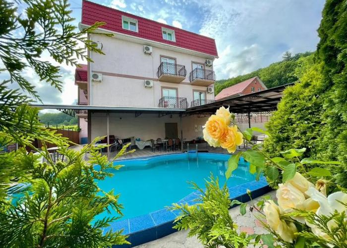 Bereginya Guest House