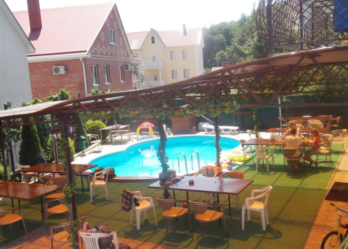 Bereginya Guest House
