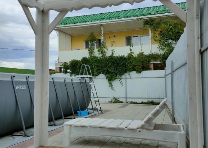 Aura Guest House