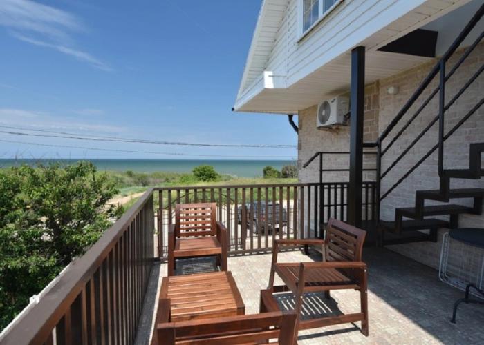 Azov Inn Guest House
