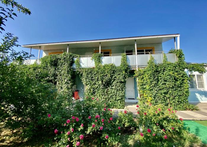 Yuzhnyie Nochi Guest House