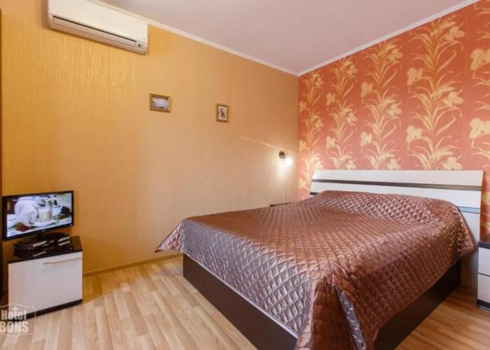 Bons Hotel