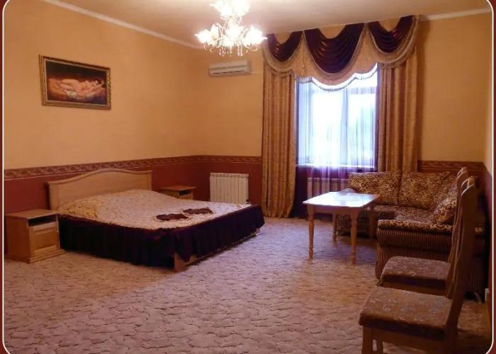 Hotel Triumph