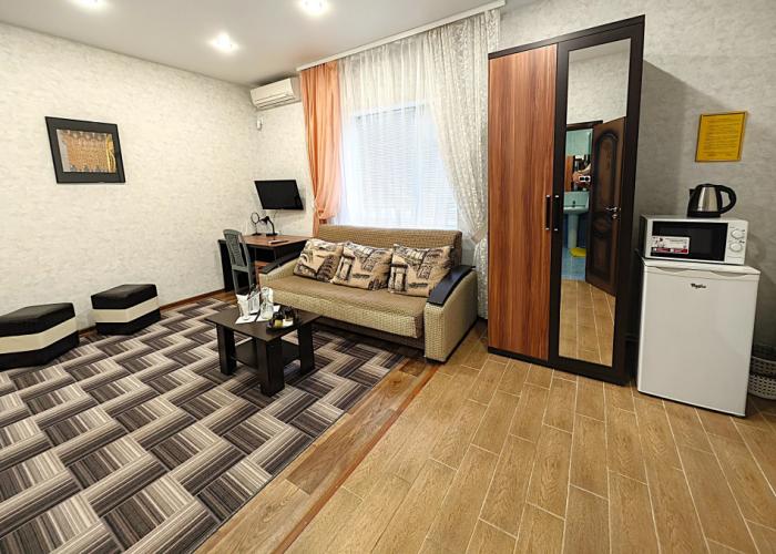 Na Krasina 38 Guest House