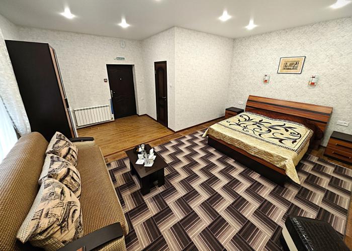 Na Krasina 38 Guest House