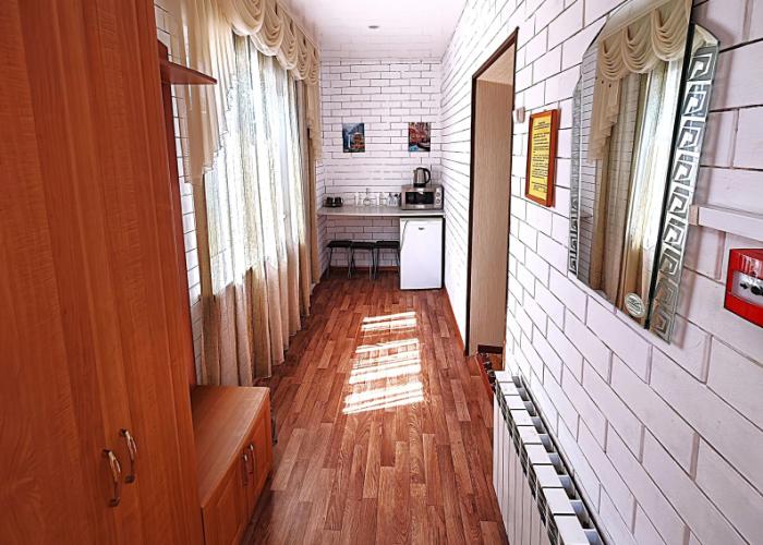 Seliverstova 16 Guest House