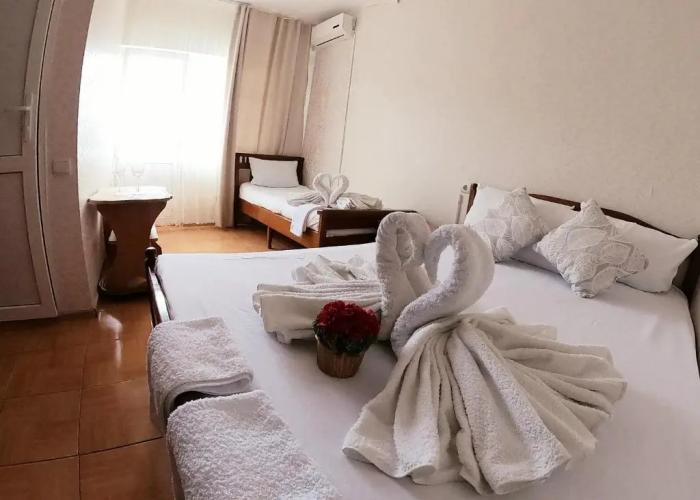 Looguna Guest House