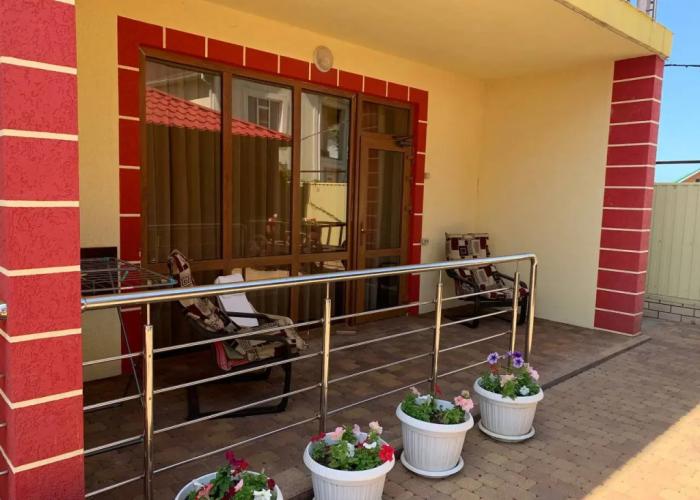 Villa Yelena Peresyp Guest House