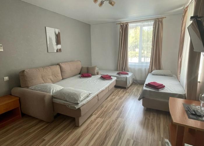 Dzhuliya Guest House