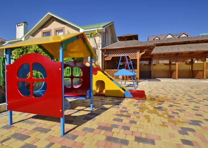 Lev Guest House