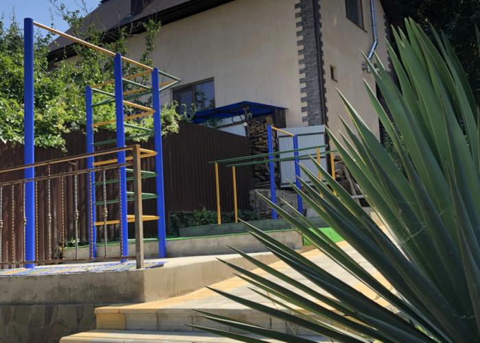 KiT Guest House
