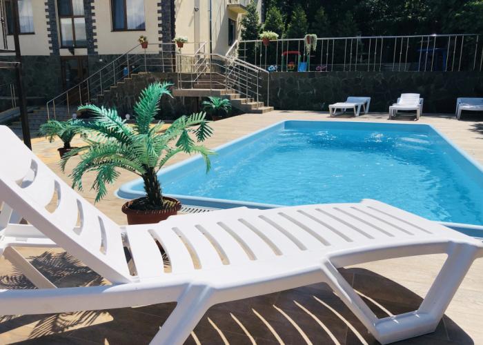 KiT Guest House