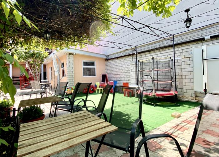 Arina Guest House