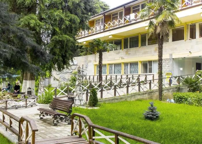 Pizunda Hotel