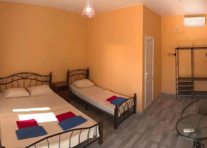 Tikhiy Dvorik Alakhadzi Guest House
