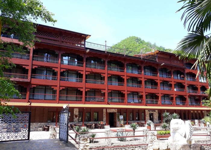 Griffon Hotel