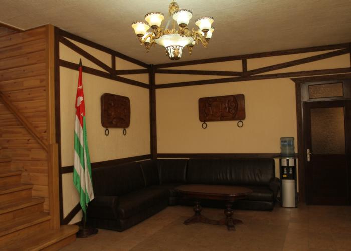 Griffon Hotel