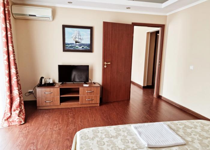 Tsarskaya Alleya Hotel