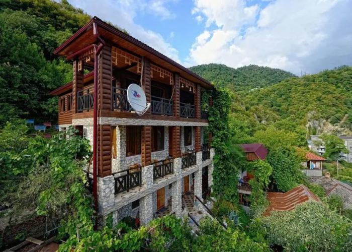 El Platano Guest House