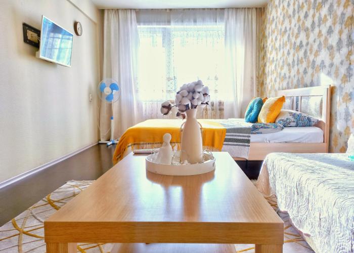 Rise And Shine 32 Mikrorayon Apartments
