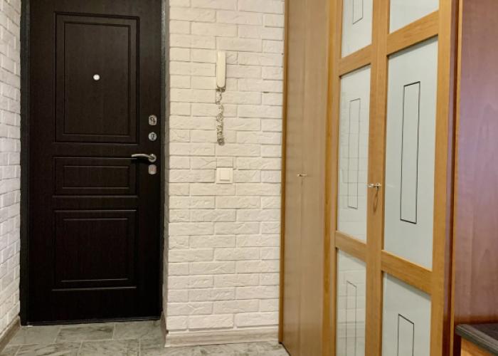 Brick House Apartment
