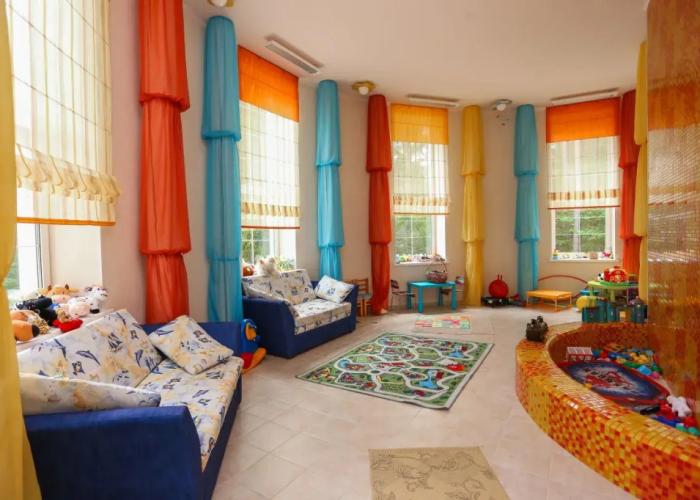 Divnyij Mir Hizhina 3 Hotel