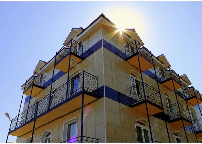 Orlovskaya 1 Gurst House