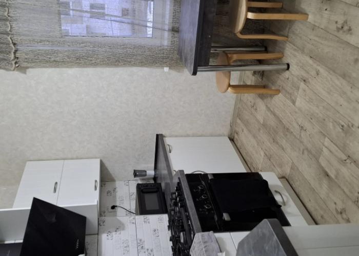 Na Zaporozhskoy 37 Flat
