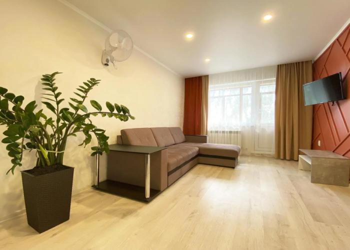 Dobrye Sutki Apartment on Mukhacheva 133