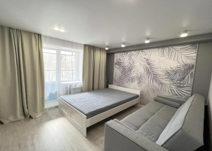 Dobrye Sutki Na Trofimova 33 Apartments