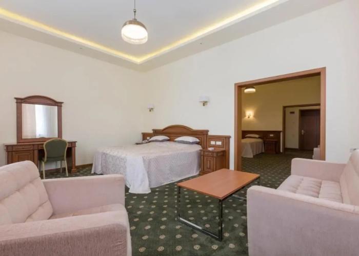 Armenia Hotel