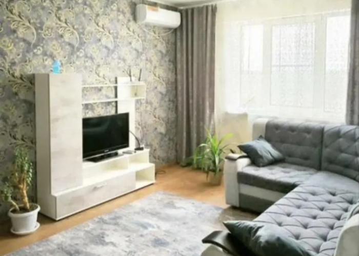 Uyutno Zhity 3 Apartments