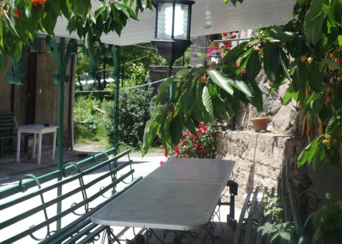 Iris Guest House