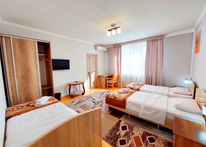 TES Hotel