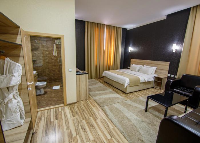 LEVEL Hotel
