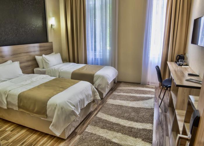 LEVEL Hotel