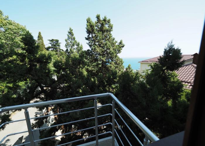 Peyzazh Guest House