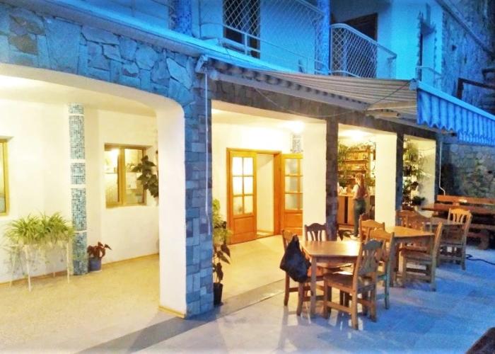 Gaspra. Solnechny Briz Guest house